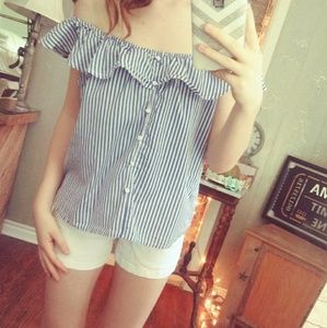 Off the Shoulder Ruffle